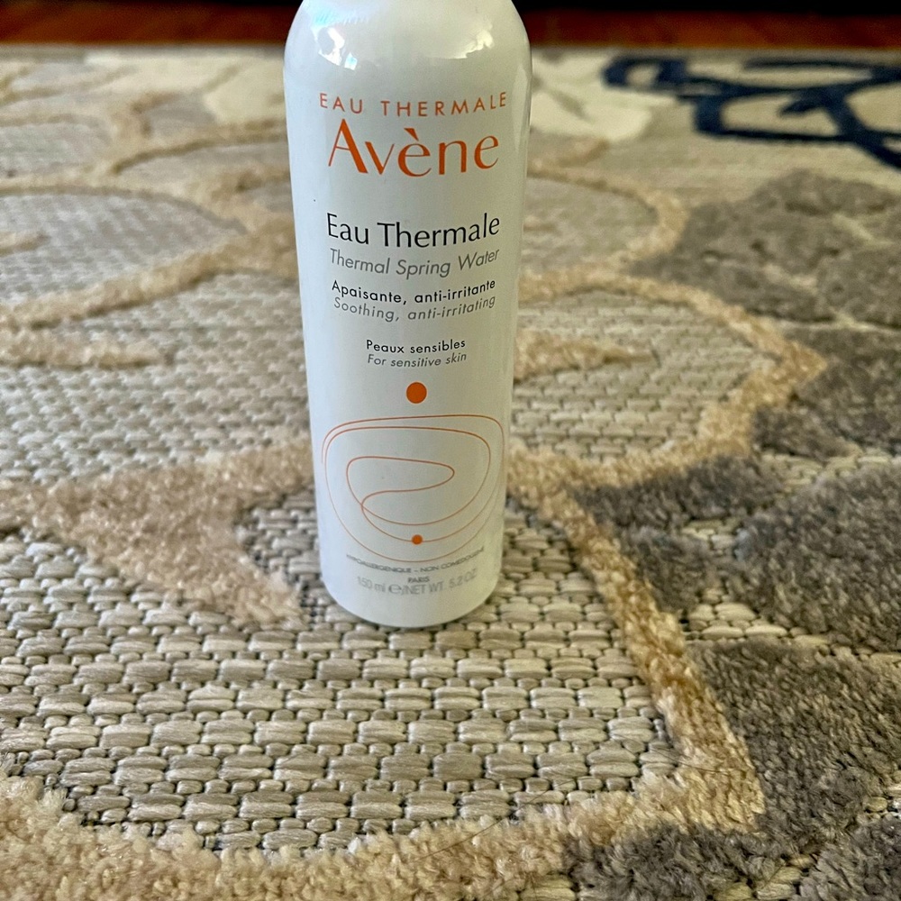 Thermal spring water spray